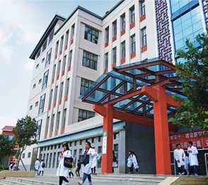 专兼职博士生导师10人